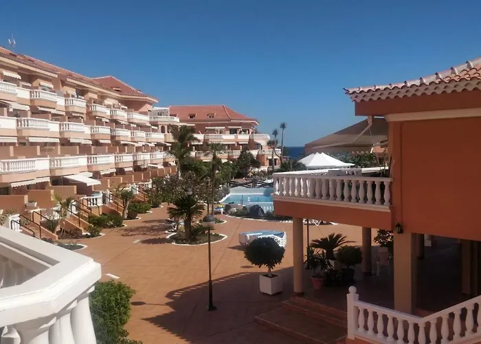 Golden Mile Seaview Royal Garden Apartmán *