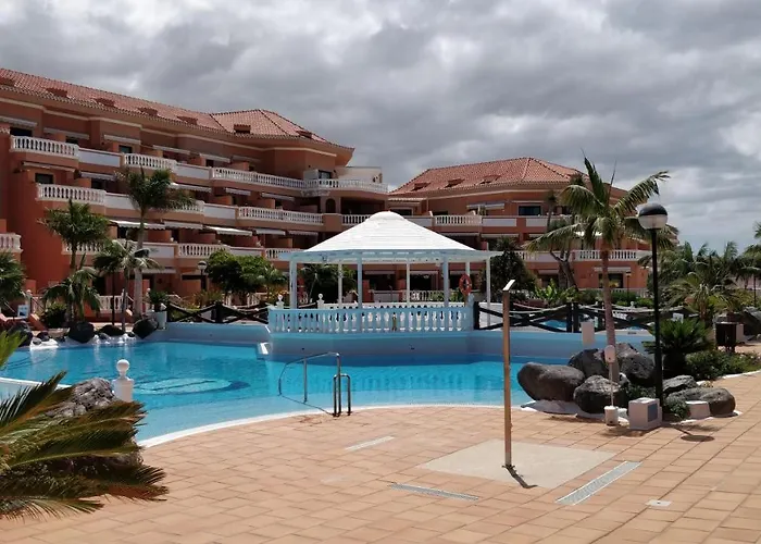 Apartment Golden Mile Seaview Royal Garden